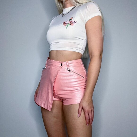UNIF Bab Skort in Pink - Picture 4 of 8